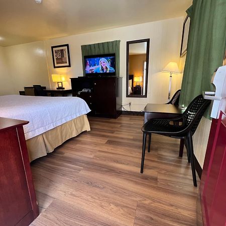 فانكوفر Riverside Motel المظهر الخارجي الصورة